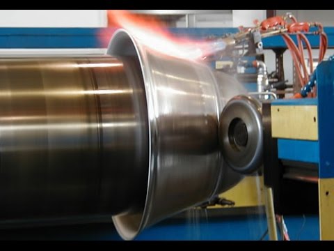Nồi tạo ra bằng cách miết kim loại