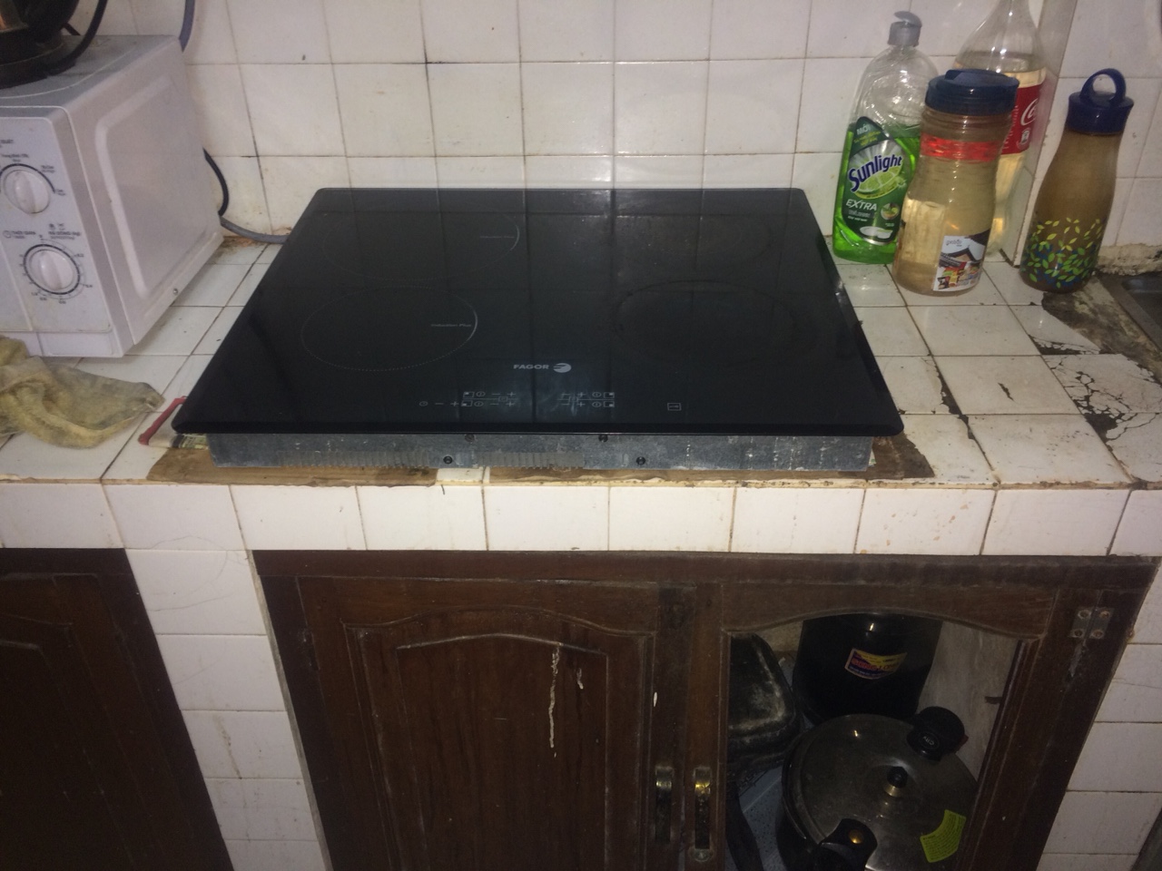Sửa chữa bếp từ fagor