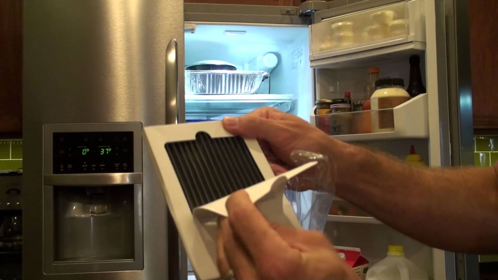 Sửa chữa tủ lạnh Frigidaire tại nhà ở Đà Nẵng